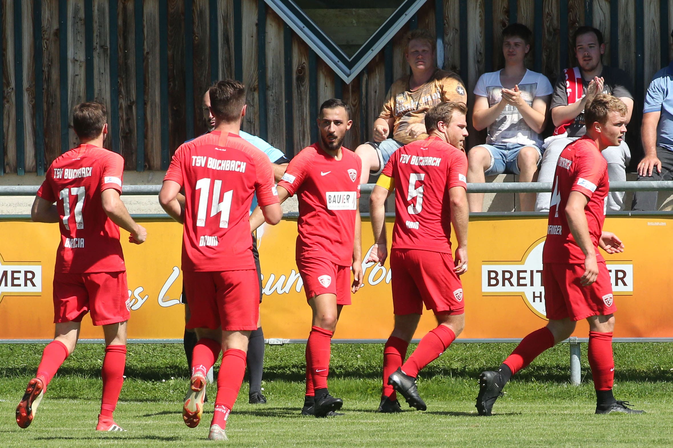 Fussball Regionalliga Bayern Derbytime in der SMR Arena