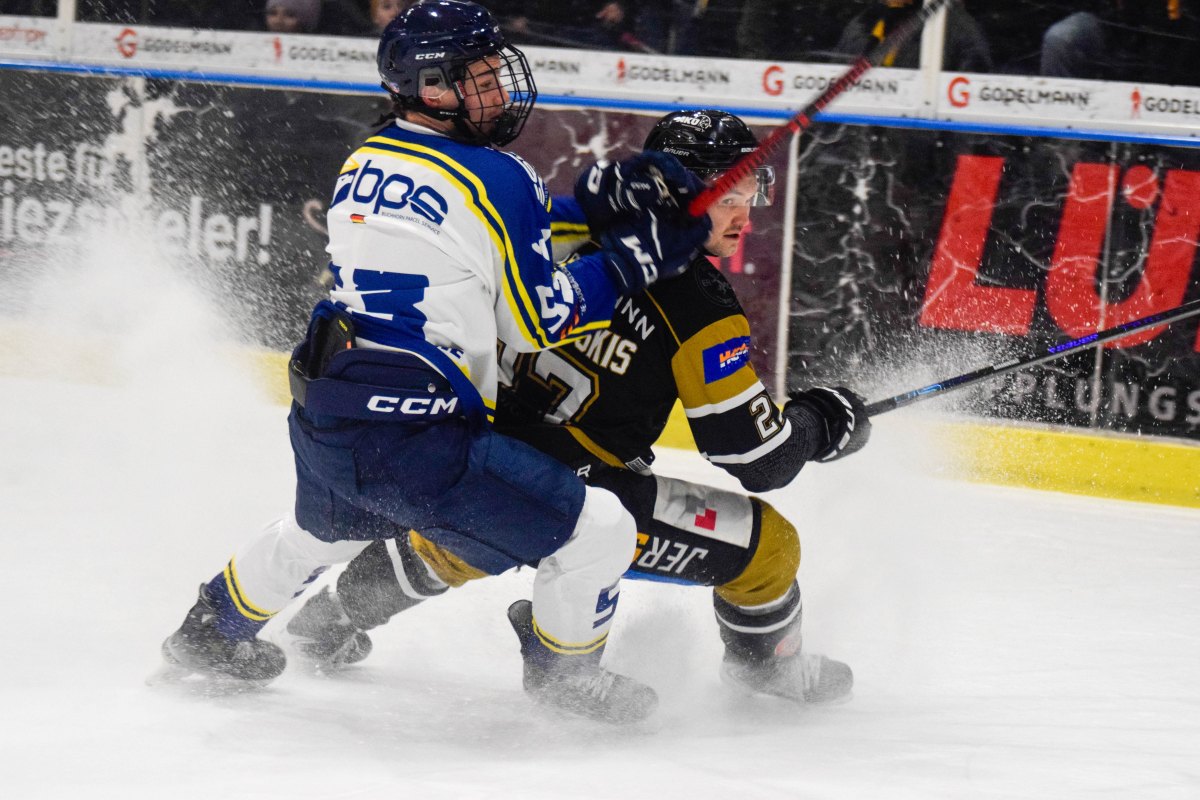 EHC Waldkraiburg siegreich in Amberg